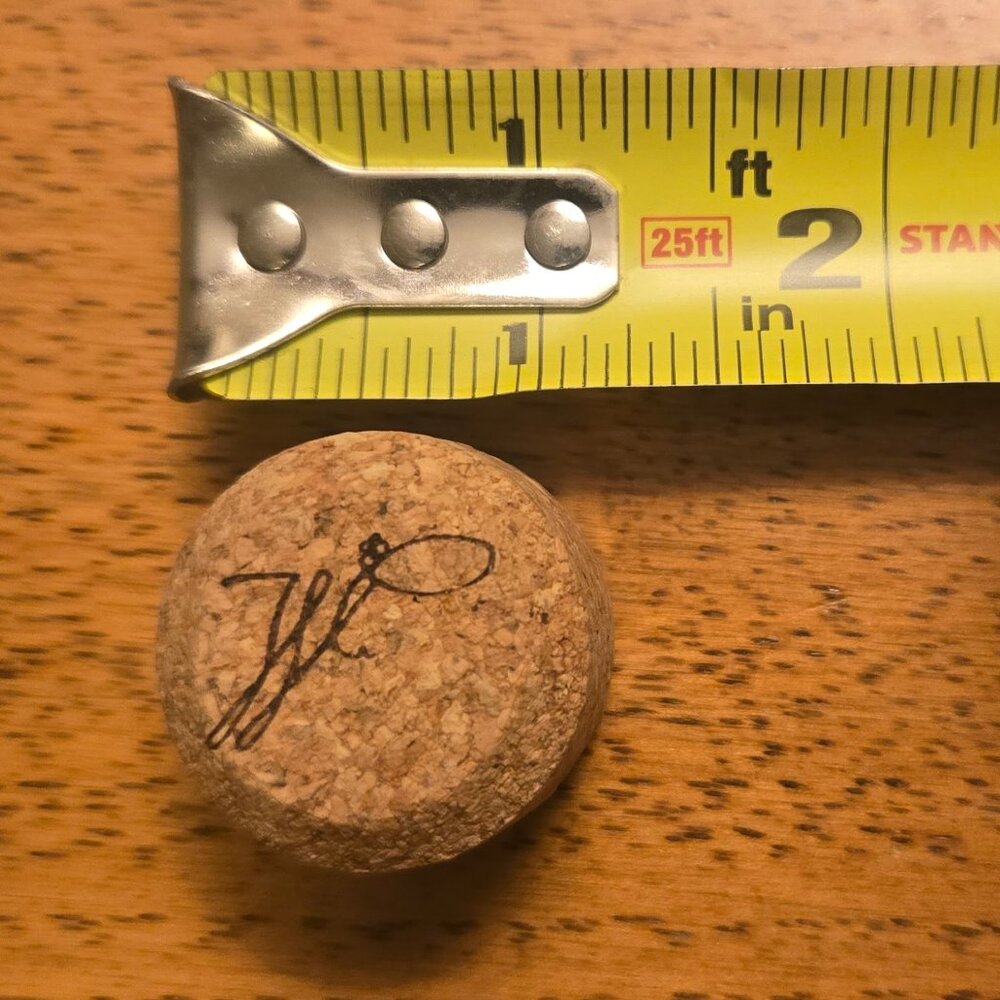 Brand New Hand Crafted Magnet Created from Champagne Cork Featuring Letter "W" - Picture 5 of 6